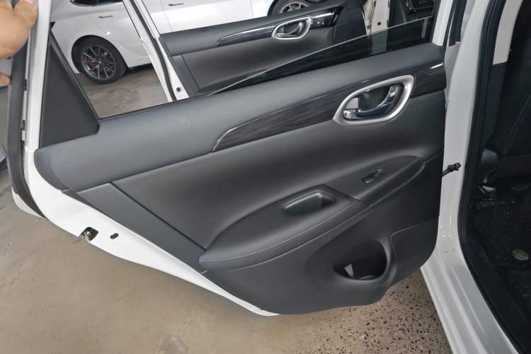 Used Nissan Sylphy EV 2018 ZhiZun Edition Left Rear Door Interior