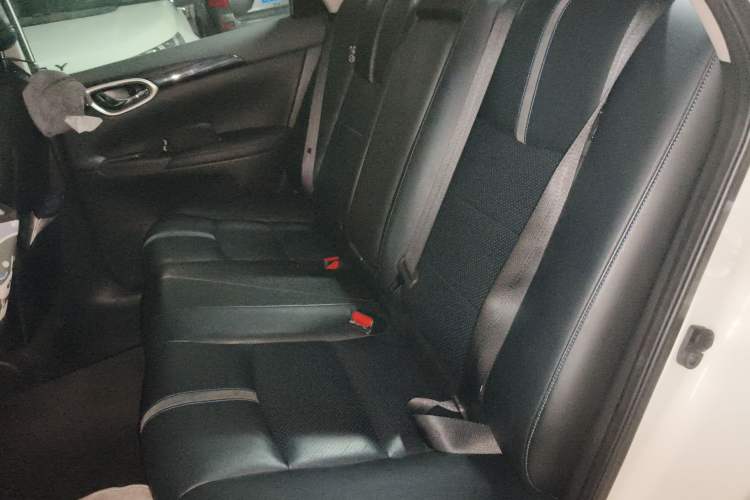Used Nissan Sylphy EV 2018 ZhiZun Edition Left Rear Seat