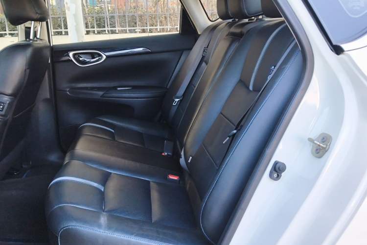 Used Nissan Sylphy EV 2018 ZhiZun Edition Left Rear Seat