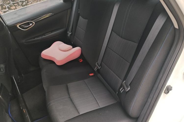 Used Nissan Sylphy EV 2018 Smart Edition Left Rear Seat