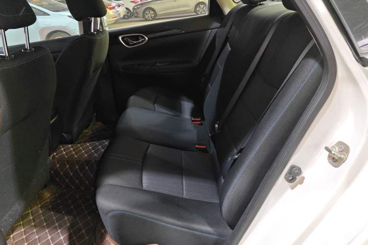 Used Nissan Sylphy EV 2018 Smart Edition Custom Version Left Rear Seat