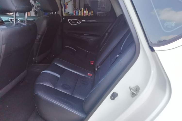 Used Nissan Sylphy EV 2018 ZhiZun Edition Left Rear Seat