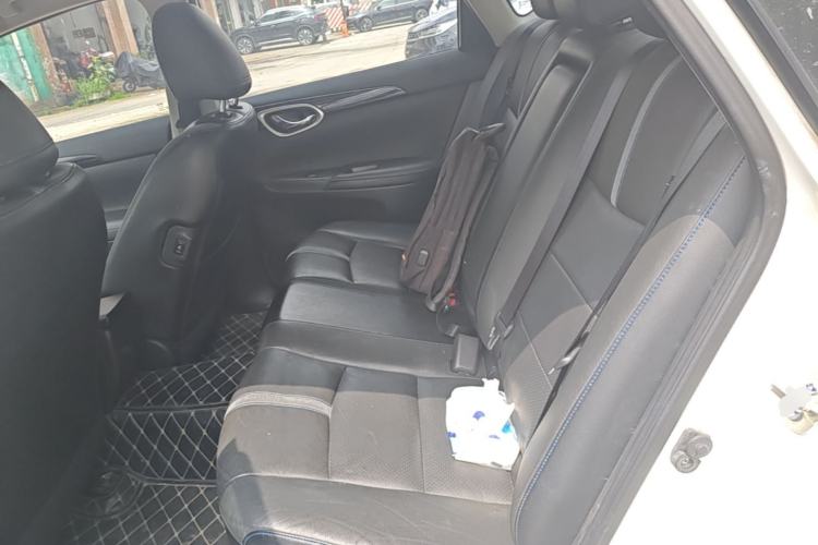 Used Nissan Sylphy EV 2018 ZhiZun Edition Left Rear Seat