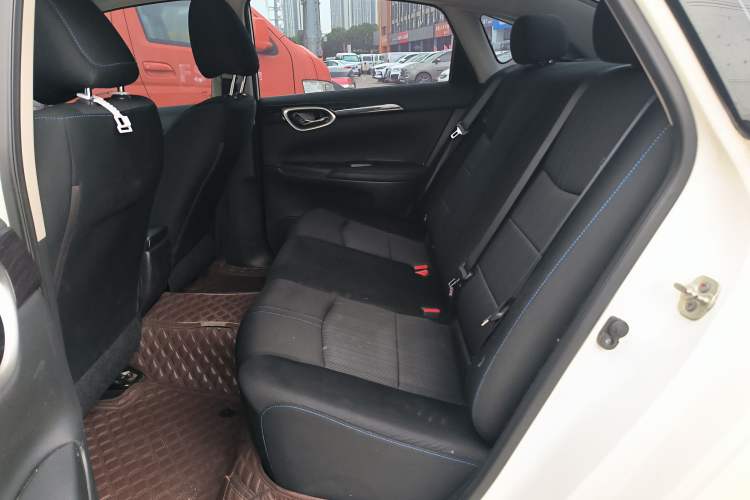 Used Nissan Sylphy EV 2018 Smart Edition Custom Version Left Rear Seat