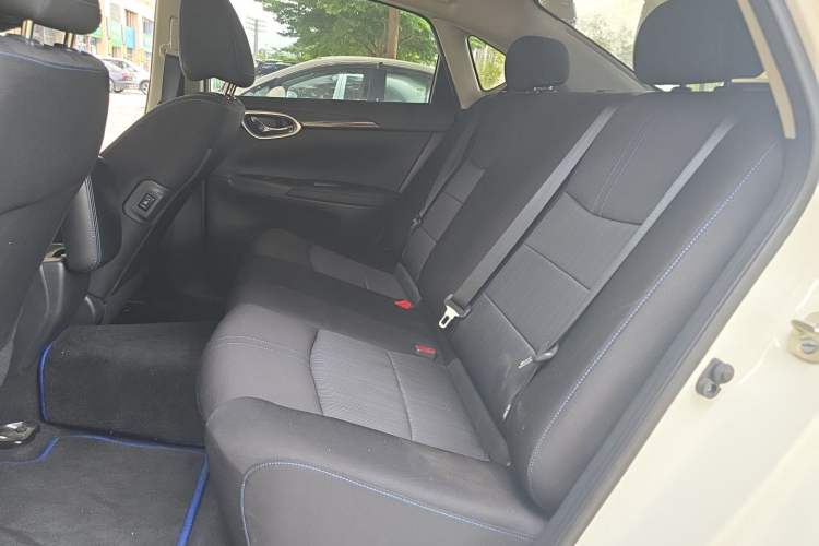 Used Nissan Sylphy EV 2018 Smart Edition Left Rear Seat