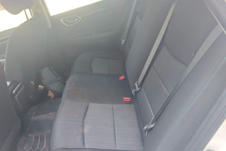 Used Nissan Sylphy EV 2018 Smart Edition Left Rear Seat