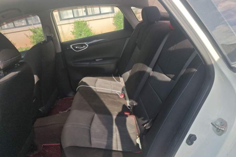 Used Nissan Sylphy EV 2018 Smart Edition Left Rear Seat