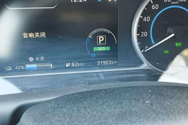 Used Nissan Sylphy EV 2018 ZhiZun Edition Odometer Close Up