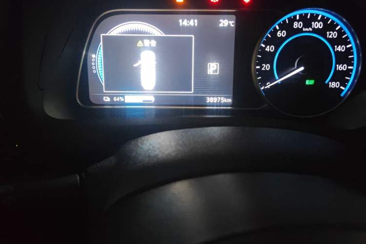 Used Nissan Sylphy EV 2018 Smart Edition Odometer Close Up