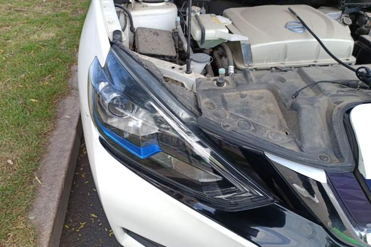 Used Nissan Sylphy EV 2018 Smart Edition Custom Version Right Front Headlight