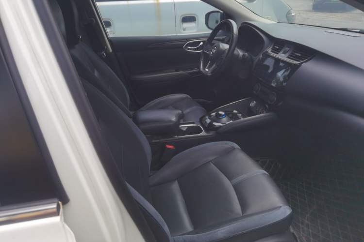 Used Nissan Sylphy EV 2018 ZhiZun Edition Right Front Seat