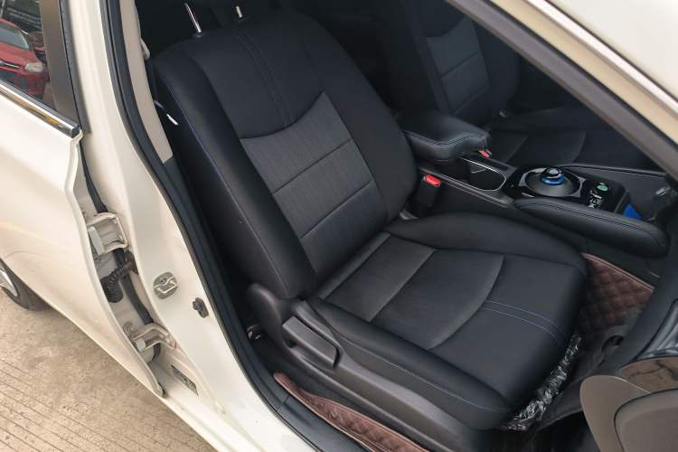 Used Nissan Sylphy EV 2018 Smart Edition Custom Version Right Front Seat