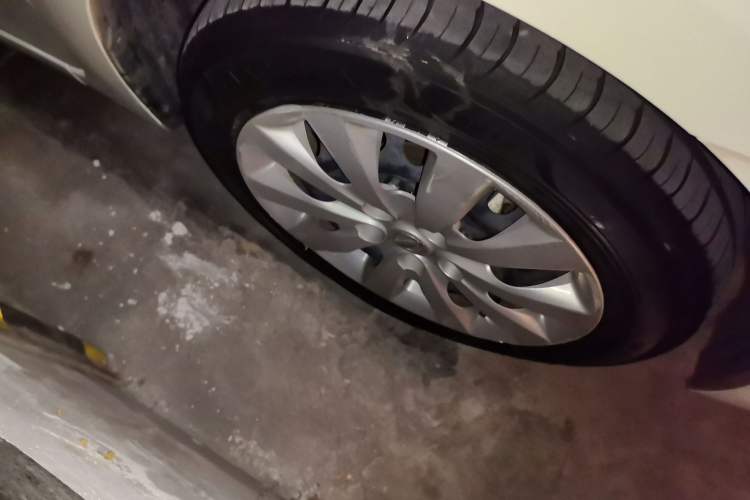 Used Nissan Sylphy EV 2018 Smart Edition Right Front Wheel Hub