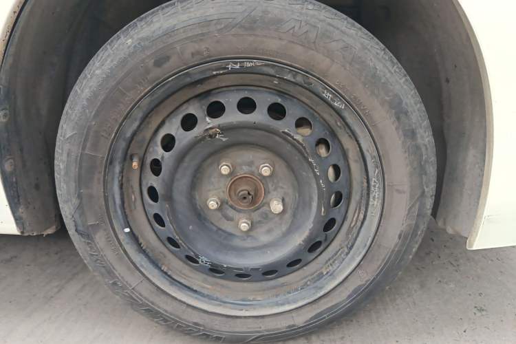 Used Nissan Sylphy EV 2018 Smart Edition Right Front Wheel Hub