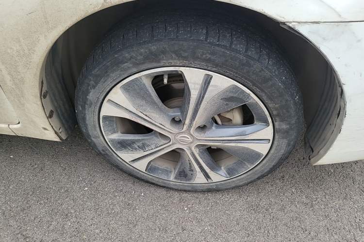 Used Nissan Sylphy EV 2018 ZhiZun Edition Right Front Wheel Hub