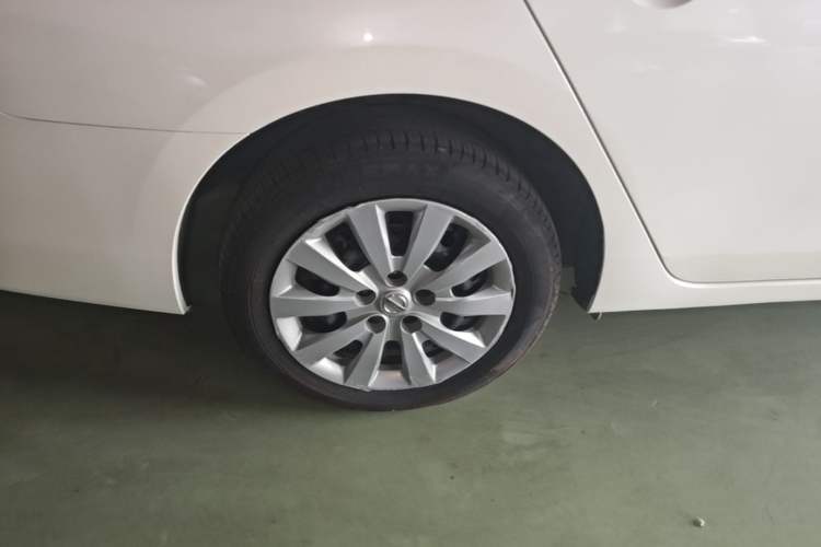 Used Nissan Sylphy EV 2018 Smart Edition Right Rear Wheel Hub