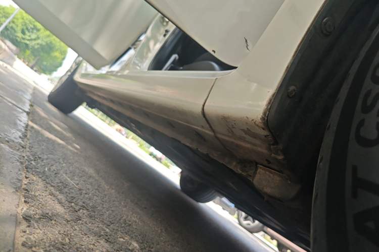 Used Nissan Sylphy EV 2018 Smart Edition Custom Version Right Side Sill