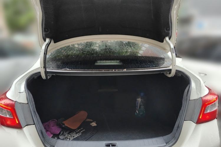 Used Nissan Sylphy EV 2018 ZhiZun Edition Trunk