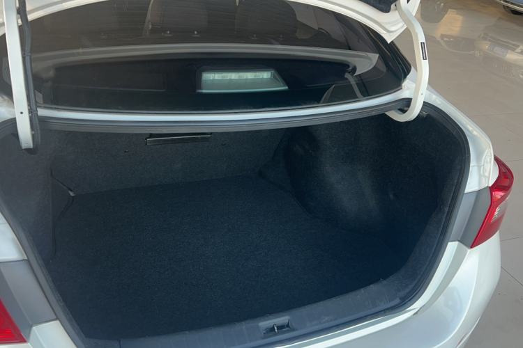 Used Nissan Sylphy EV 2018 ZhiZun Edition Trunk