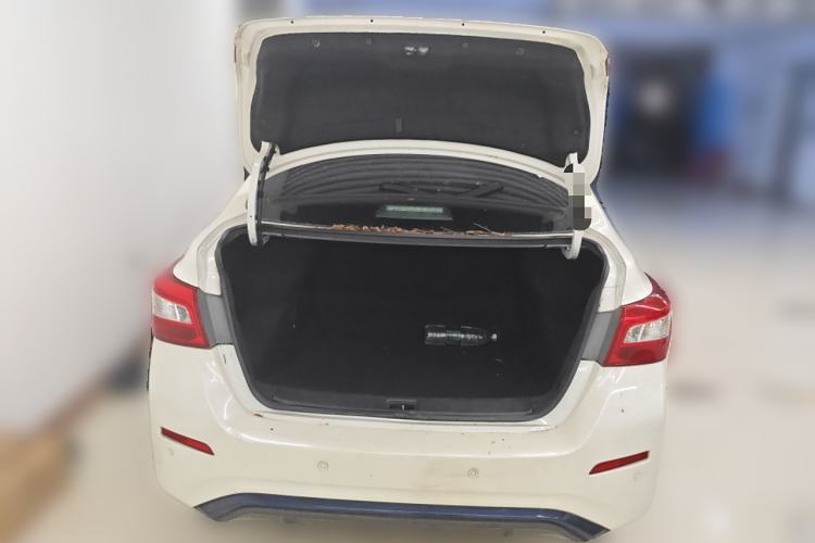 Used Nissan Sylphy EV 2018 ZhiZun Edition Trunk