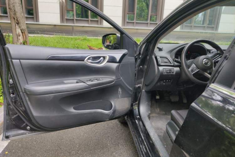 Used Nissan Sylphy EV  Driver Seat