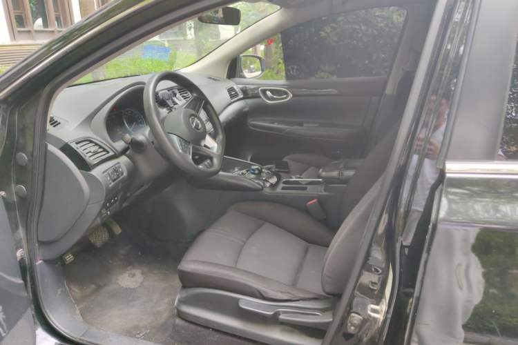 Used Nissan Sylphy EV  Left Front Seat