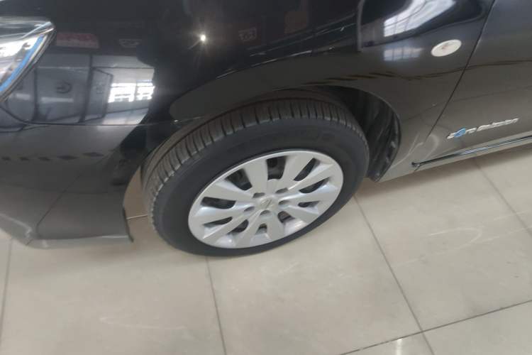 Used Nissan Sylphy EV 2020 Comfort Edition Left Front Wheel Hub