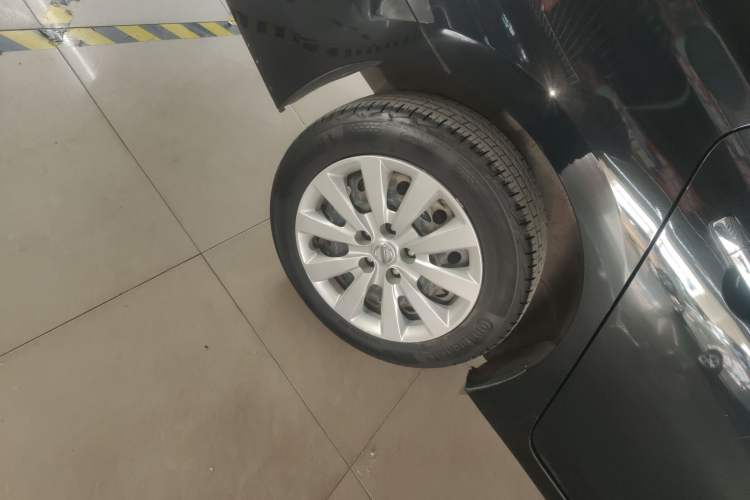 Used Nissan Sylphy EV 2020 Comfort Edition Right Rear Wheel Hub