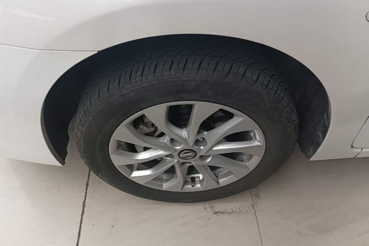Used Nissan Sylphy EV 2020 Comfort Edition Left Front Wheel Hub