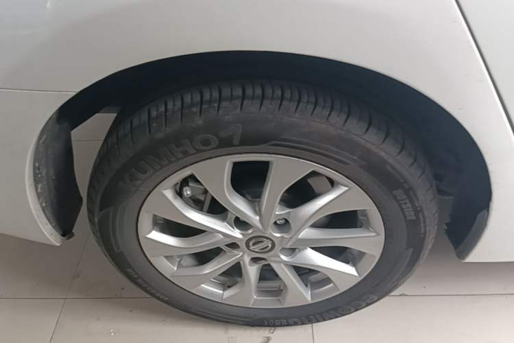 Used Nissan Sylphy EV 2020 Comfort Edition Right Rear Wheel Hub