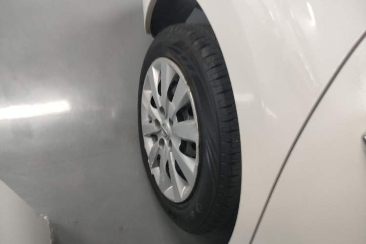 Used Nissan Sylphy EV 2020 Comfort Edition Right Rear Wheel Hub