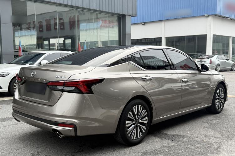 Used Nissan Teana 2022 2.0L XL-TLS Enjoyment Edition Exterior 5