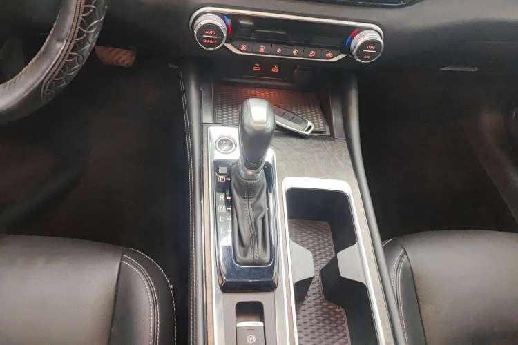 Used Nissan Teana 2022 2.0L XL-TLS Enjoyment Edition Gear Lever