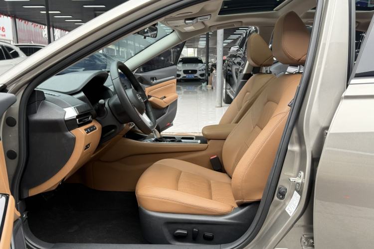 Used Nissan Teana 2022 2.0L XL-TLS Enjoyment Edition Interior 4