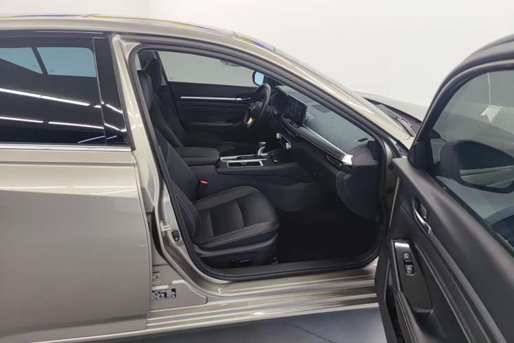 Used Nissan Teana 2022 2.0L XL-TLS Enjoyment Edition Right Front Seat