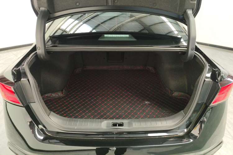 Used Nissan Teana 2021 2.0L XL Upper AD1 Smart Drive & Navigation Edition Trunk
