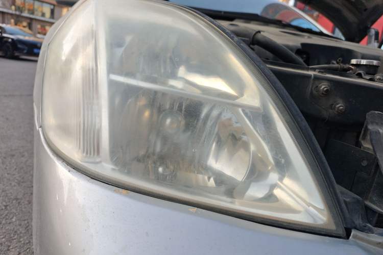 Used Nissan Teana 2004 230JK Right Front Headlight