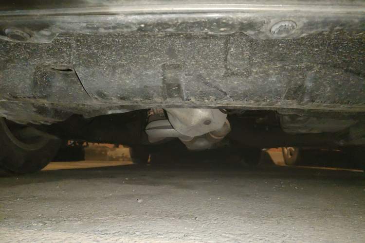 Used Nissan Teana 2006 230JK 2nd Anniversary Edition Chassis Front