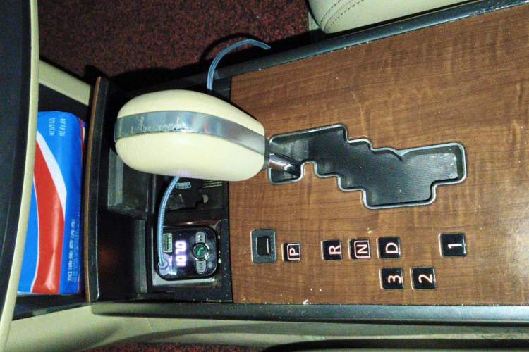 Used Nissan Teana 2006 230JK-S Comfort Sunroof Gear Lever