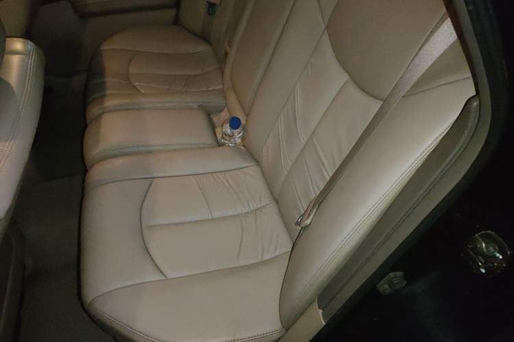 Used Nissan Teana 2006 230JK 2nd Anniversary Edition Left Rear Seat