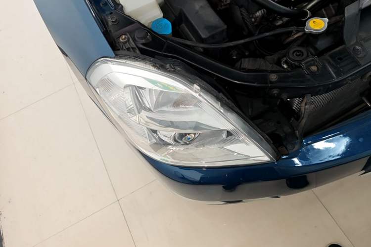 Used Nissan Teana 2006 230JK-S Comfort Sunroof Right Front Headlight
