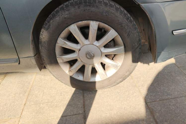 Used Nissan Teana 2006 200JK Deluxe Edition Right Front Wheel Hub