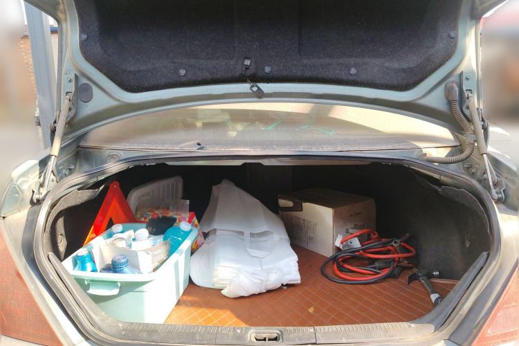 Used Nissan Teana 2006 200JK Deluxe Edition Trunk