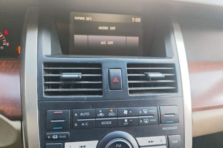 Used Nissan Teana 2006 200JK Deluxe Sunroof Audio And AC Panel