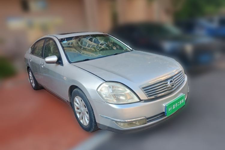 Used Nissan Teana 2006 200JK Deluxe Sunroof Front Right 45 Deg