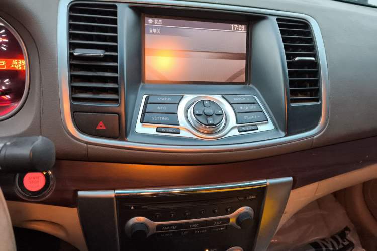 Used Nissan Teana 2008 Duke 2.5L XV Luxury Edition Audio And AC Panel