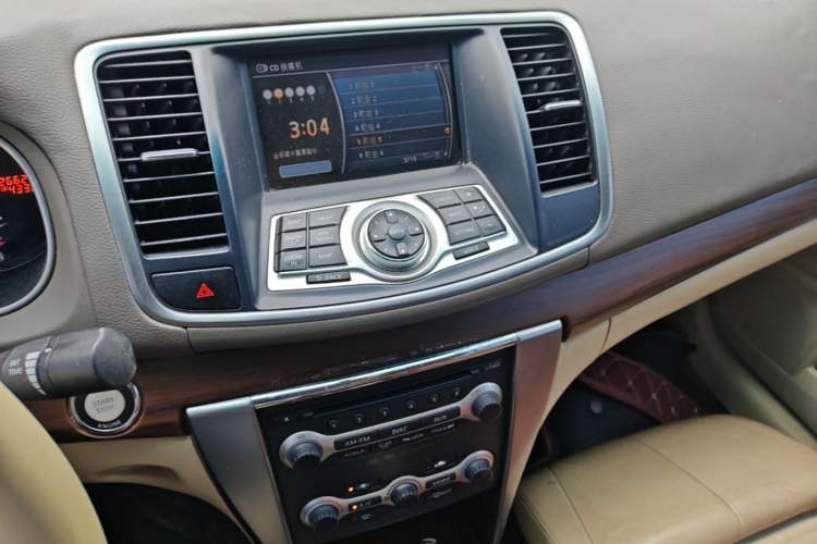 Used Nissan Teana 2008 Duke 2.5L XV Luxury Edition Audio And AC Panel