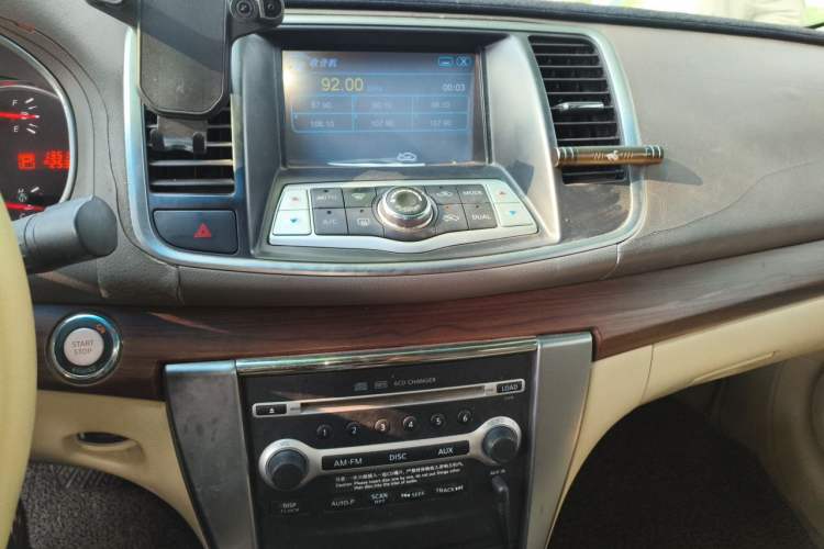 Used Nissan Teana 2008 2.0L XL Comfort Edition Audio And AC Panel
