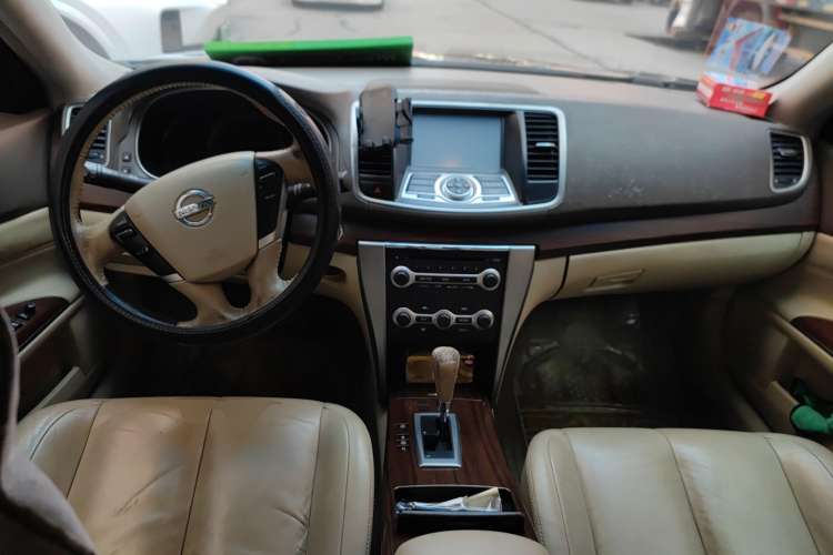 Used Nissan Teana 2008 Duke 2.5L XV Luxury Edition Center Console