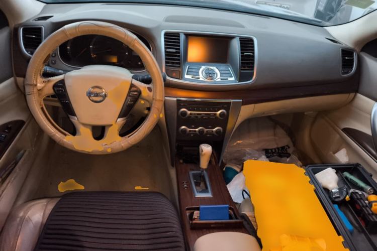 Used Nissan Teana 2008 Duke 2.5L XV Luxury Edition Center Console